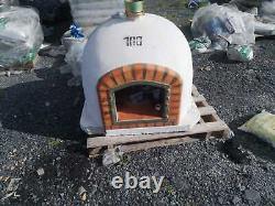 Brick Wood Fired Outdoor Pizza Oven 100cm White Deluxe model Wooden DAMAGED