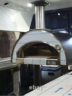Grande outdoor wood fired pizza oven
