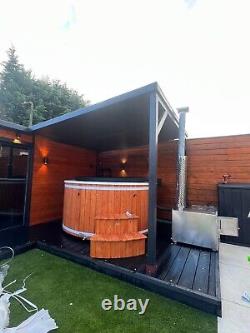 Wood Fired Fibreglass Hot Tub with Outside Heater Can Sit 7-8 People