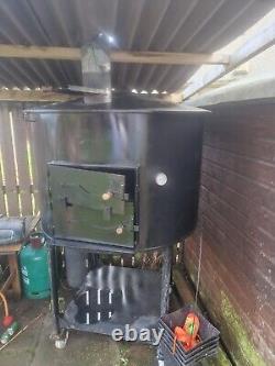Wood fired pizza oven used