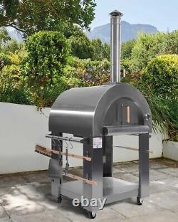 Brand New Outdoor Pizza Oven Freestanding Wood Fired. Coût 950,00