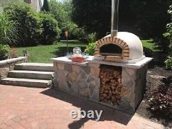 Four à pizza en briques extérieur à bois de 90cm de style italien avec sable (emballage)