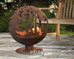 Scène Oxydée En Fonte De Fer Woodland Fire Pit Globe