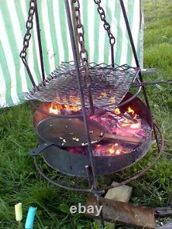 Tripod Fire Pit / Barbecue Solide Robuste Fait pour Durer